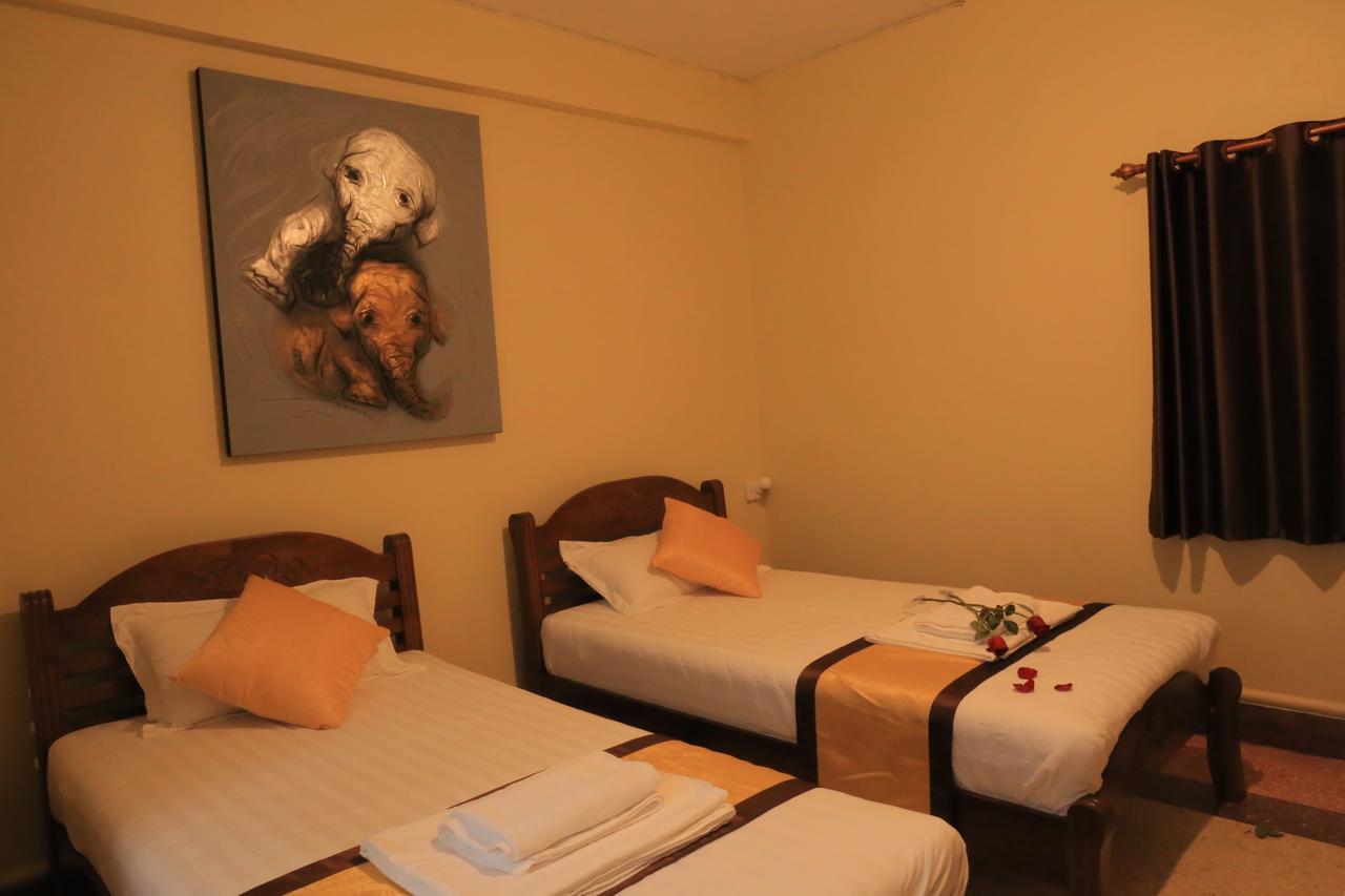 Midsummer Night Hostel Bangkok